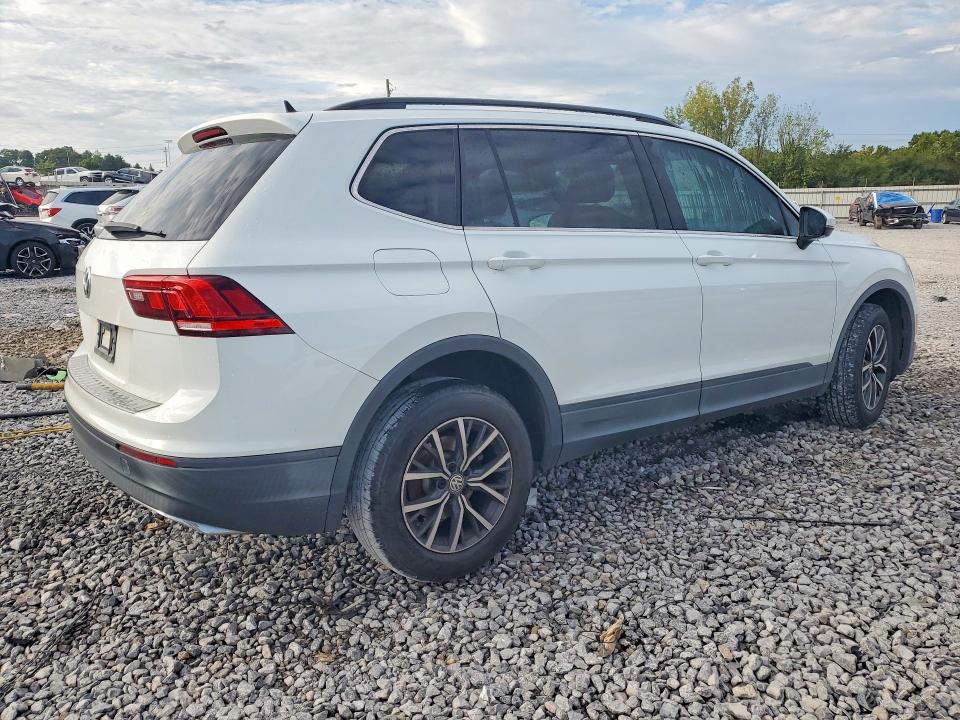 67690676 :رقم المزاد ، 3VV3B7AX4KM174196 vin ، 2019 Volkswagen Tiguan مزاد بيع