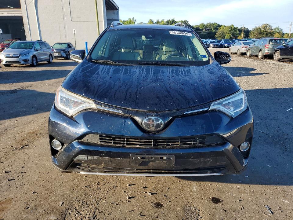 Aukcja sprzedaży 2017 Toyota Rav4, vin: 2T3DFREV3HW689175, numer aukcji: 68138036