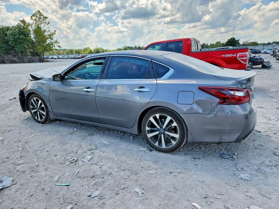 2017 Nissan Altima მანქანა იყიდება აუქციონზე, vin: 1N4AL3AP9HC476921, აუქციონის ნომერი: 67477886