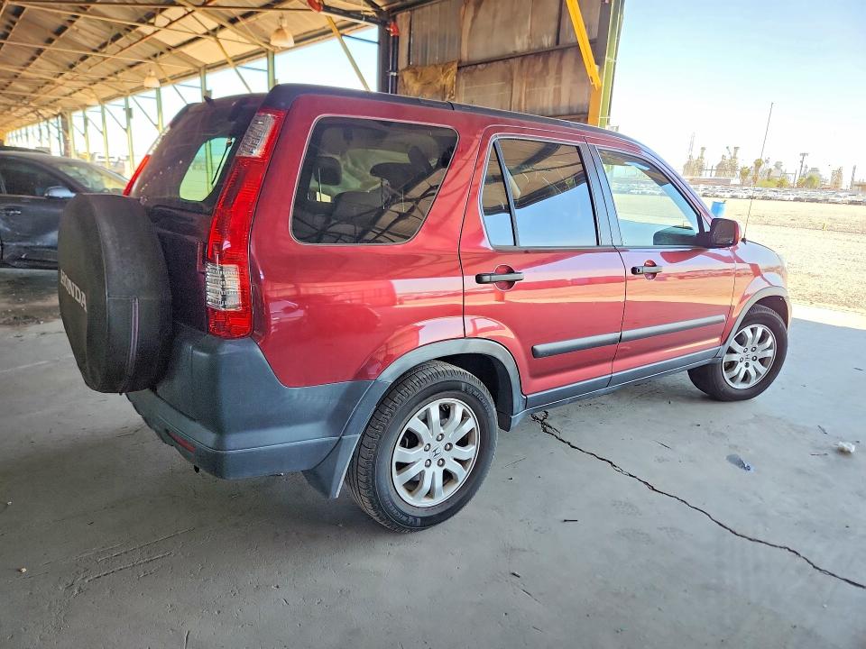 Продаж на аукціоні авто 2005 Honda Cr-v, vin: JHLRD78855C028173, номер лоту: 68663716