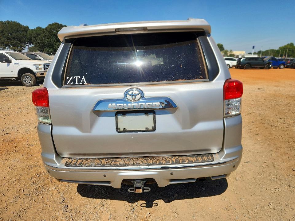 59411296 :رقم المزاد ، JTEZU5JR0B5018442 vin ، 2011 Toyota 4runner مزاد بيع