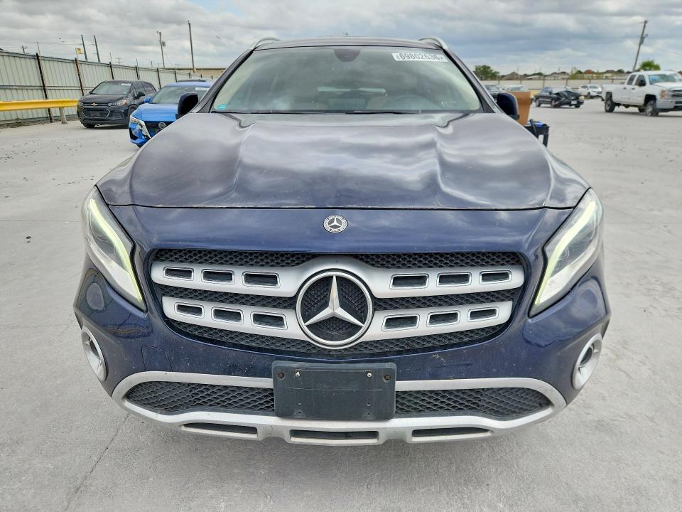 69802636 :رقم المزاد ، WDCTG4EB0KJ553121 vin ، 2019 Mercedes-benz Gla مزاد بيع