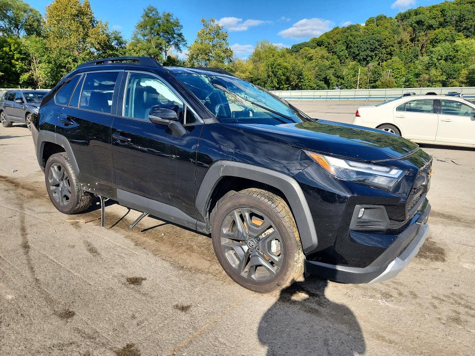 Aukcja sprzedaży 2024 Toyota Rav4, vin: 2T3J1RFV0RW472121, numer aukcji: 68738576