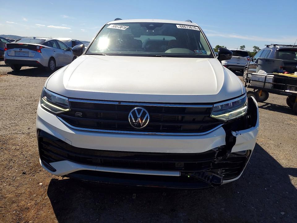 2022 Volkswagen Tiguan მანქანა იყიდება აუქციონზე, vin: 3VV8B7AX2NM133494, აუქციონის ნომერი: 68673616