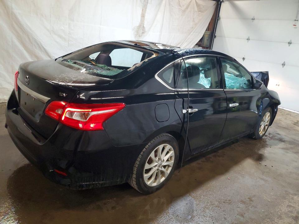2018 Nissan Sentra მანქანა იყიდება აუქციონზე, vin: 3N1AB7AP5JL635659, აუქციონის ნომერი: 68556056