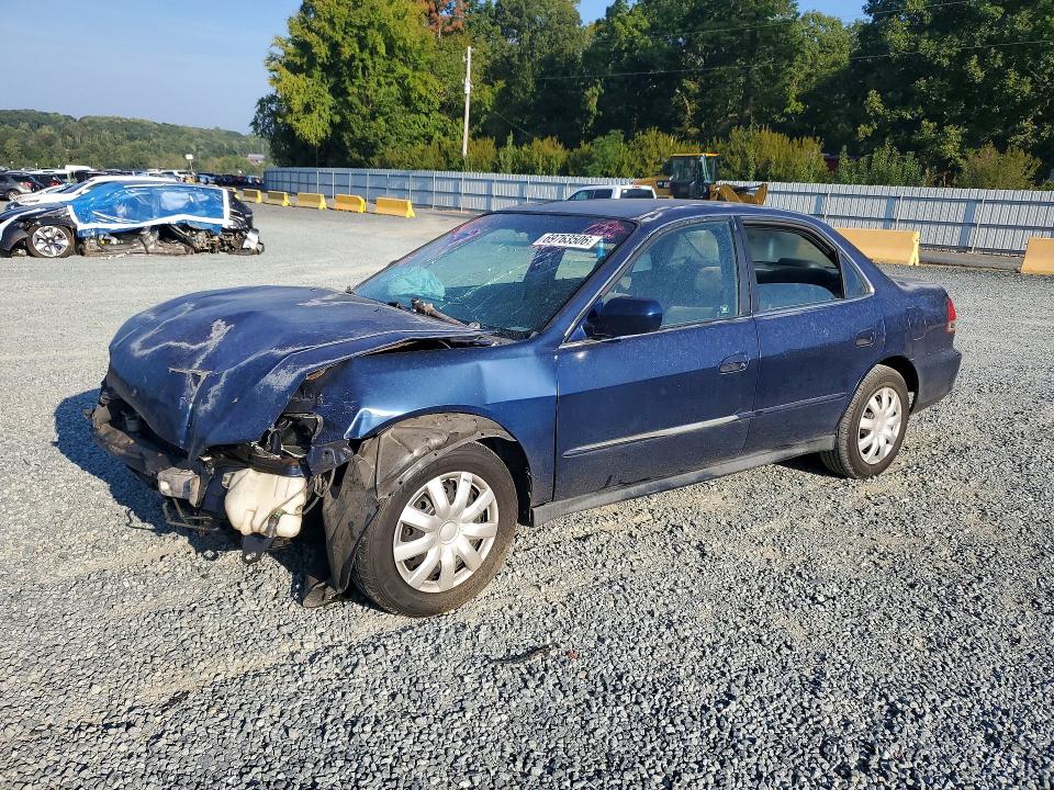 69763506 :رقم المزاد ، 1HGCG55461A048066 vin ، 2001 Honda Accord مزاد بيع