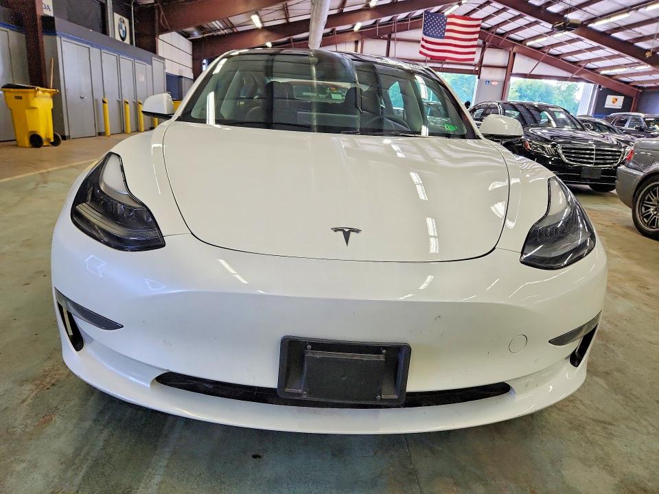 Продажа на аукционе авто 2023 Tesla Model 3, vin: 5YJ3E1EA1PF580571, номер лота: 68016076