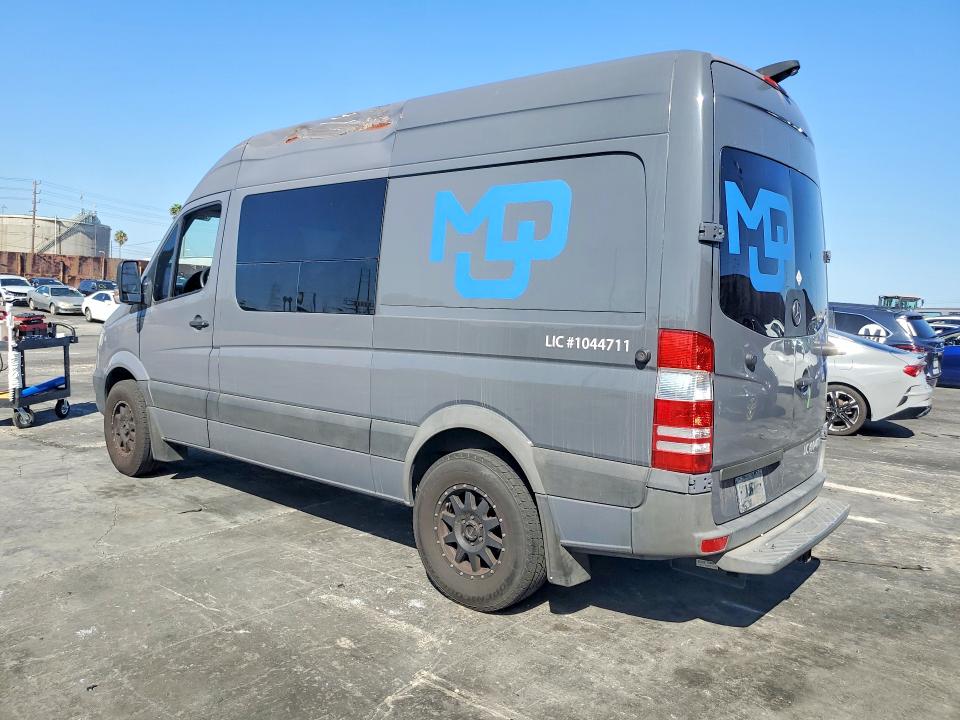 68571756 :رقم المزاد ، WD3PE7DD1GP203884 vin ، 2016 Mercedes-benz Sprinter مزاد بيع
