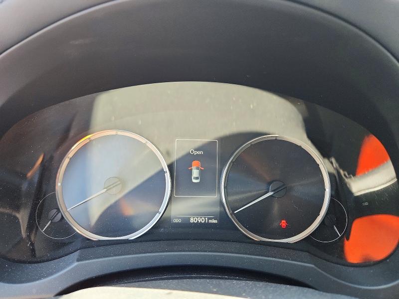 68883086 :رقم المزاد ، JTHBA1D26H5039969 vin ، 2017 Lexus Is مزاد بيع