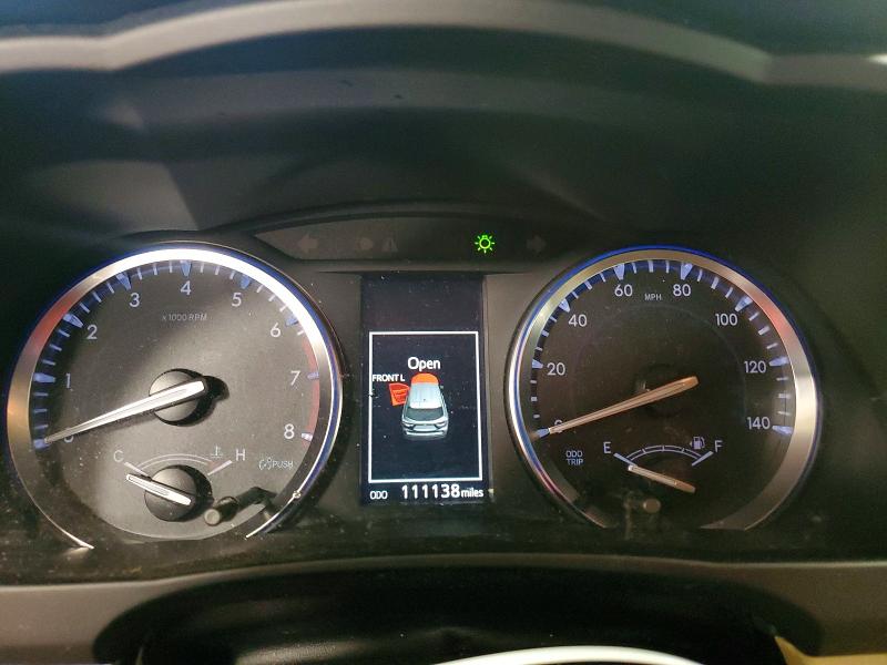 69534726 :رقم المزاد ، 5TDDKRFH2FS099228 vin ، 2015 Toyota Highlander مزاد بيع