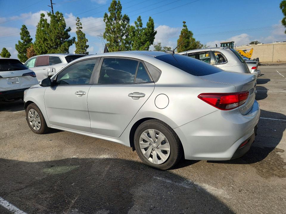 69186406 :رقم المزاد ، 3KPA24AD7LE274086 vin ، 2020 Kia Rio مزاد بيع