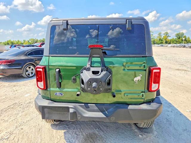 Продажа на аукционе авто 2024 Ford Bronco, vin: 1FMDE7AH4RLA02700, номер лота: 70270236