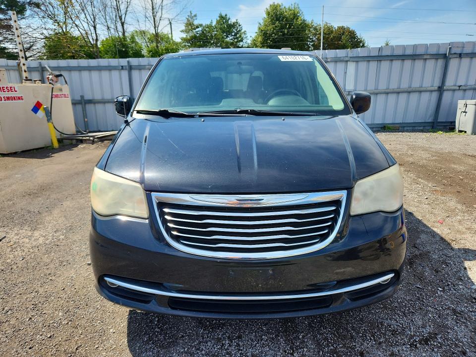 64102716 :رقم المزاد ، 2C4RC1BG9ER351629 vin ، 2014 Chrysler Town & Country مزاد بيع