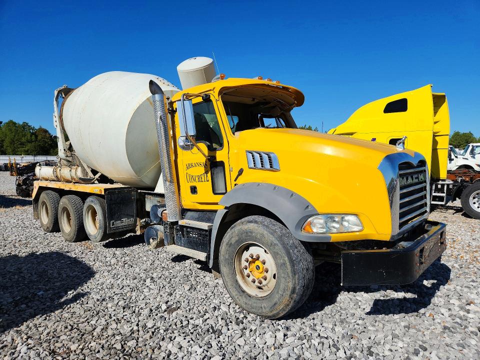 Продаж на аукціоні авто 2021 Mack Granite, vin: 1M2GR2NC6MM001909, номер лоту: 70746556
