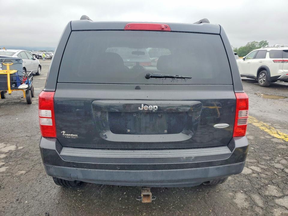 67353046 :رقم المزاد ، 1C4NJPFA2ED503251 vin ، 2014 Jeep Patriot مزاد بيع
