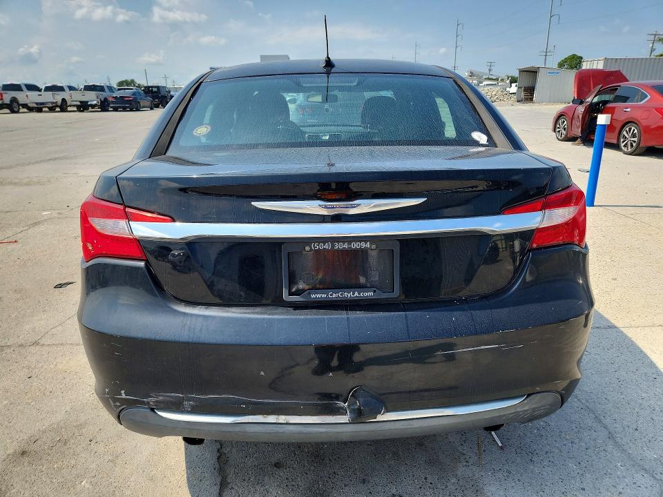 Продаж на аукціоні авто 2011 Chrysler 200, vin: 1C3BC1FG4BN615977, номер лоту: 69868336