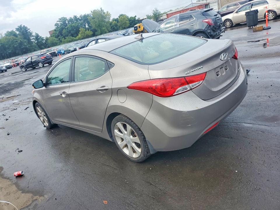 67261656 :رقم المزاد ، 5NPDH4AE6CH132473 vin ، 2012 Hyundai Elantra مزاد بيع