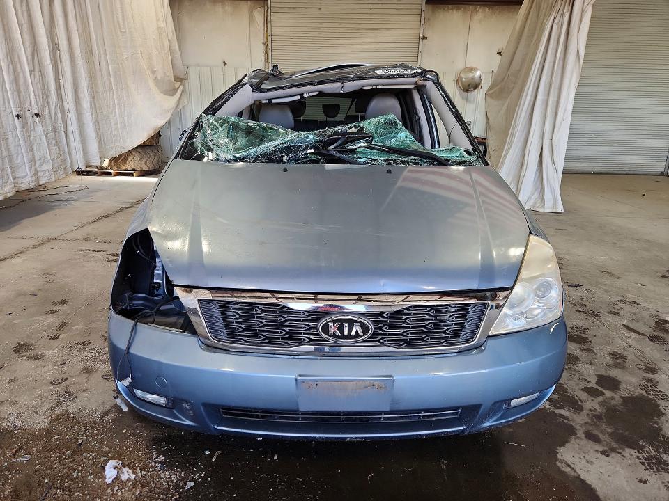 68994056 :رقم المزاد ، KNDMH4C70C6421972 vin ، 2012 Kia Sedona مزاد بيع