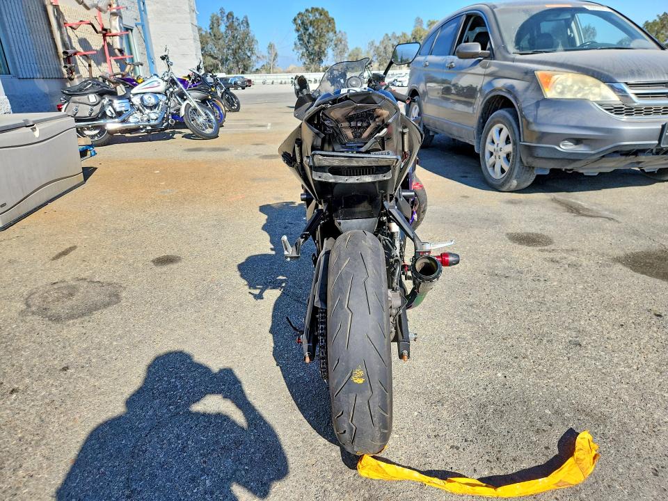 Продажа на аукционе авто 2017 Yamaha Yzfr3, vin: MH3RH15Y0HK002854, номер лота: 67722716