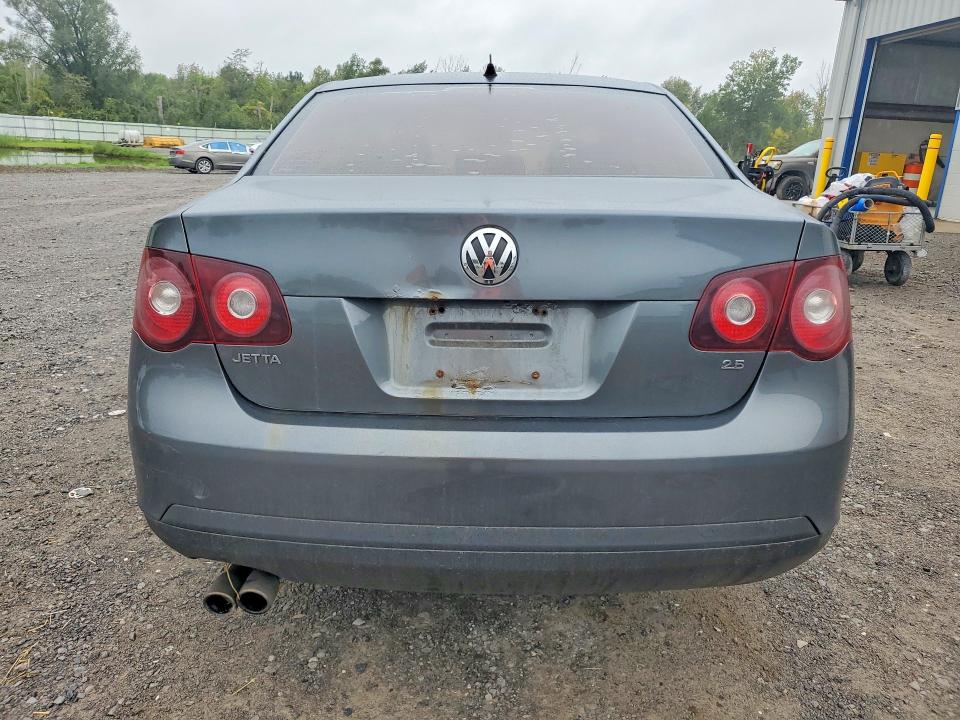 69366476 :رقم المزاد ، 3VWJZ7AJ1AM003561 vin ، 2010 Volkswagen Jetta مزاد بيع