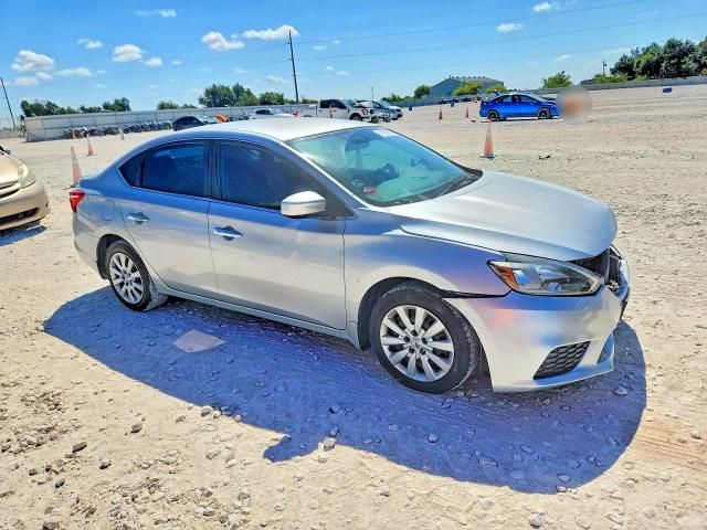 Продажа на аукционе авто 2017 Nissan Sentra, vin: 3N1AB7AP0HY233917, номер лота: 70165816