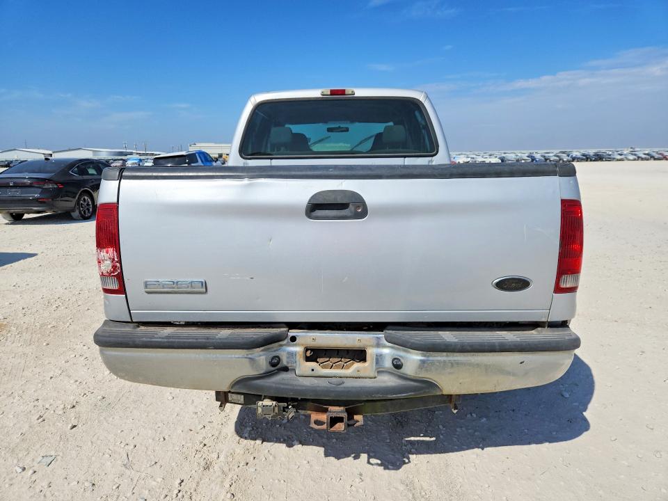 68512806 :رقم المزاد ، 1FTSW21P35EA64008 vin ، 2005 Ford F250 مزاد بيع