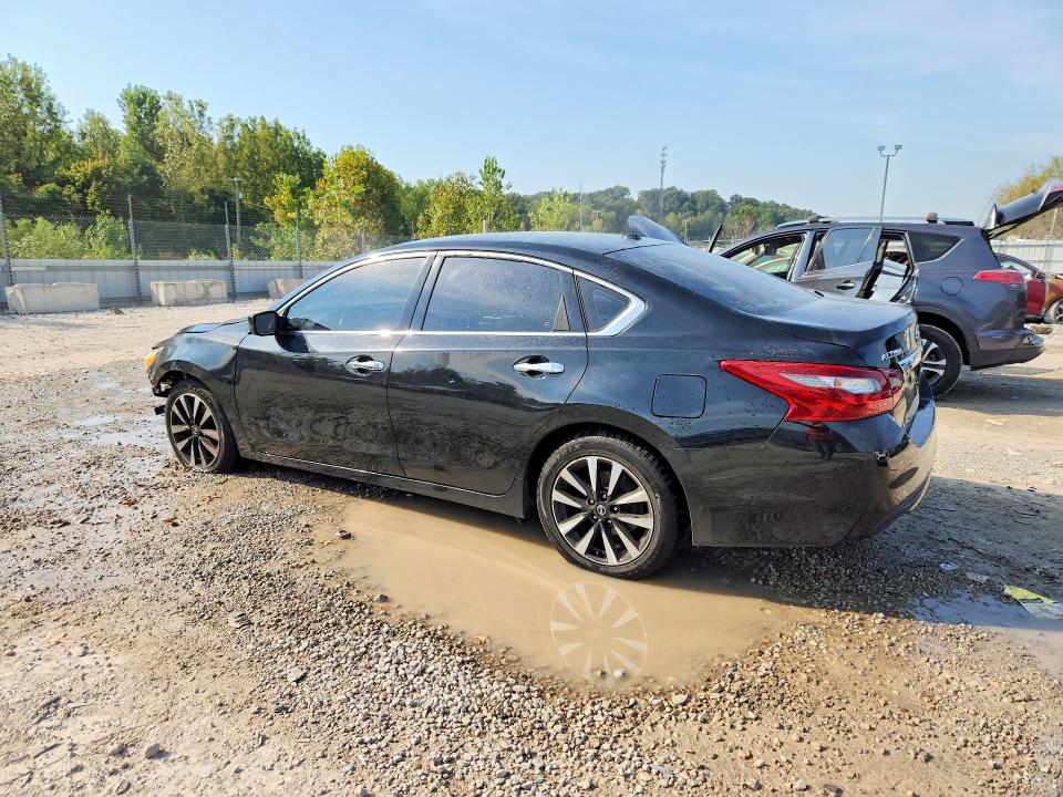 Продаж на аукціоні авто 2018 Nissan Altima, vin: 1N4AL3AP5JC268587, номер лоту: 68736256