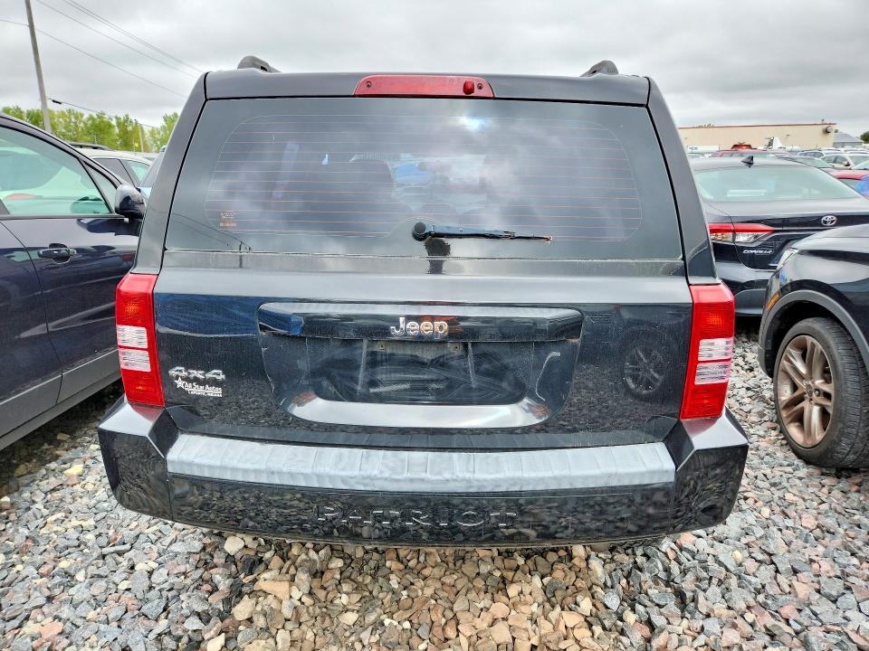 2010 Jeep Patriot მანქანა იყიდება აუქციონზე, vin: 1J4NF2GB6AD657879, აუქციონის ნომერი: 69386676