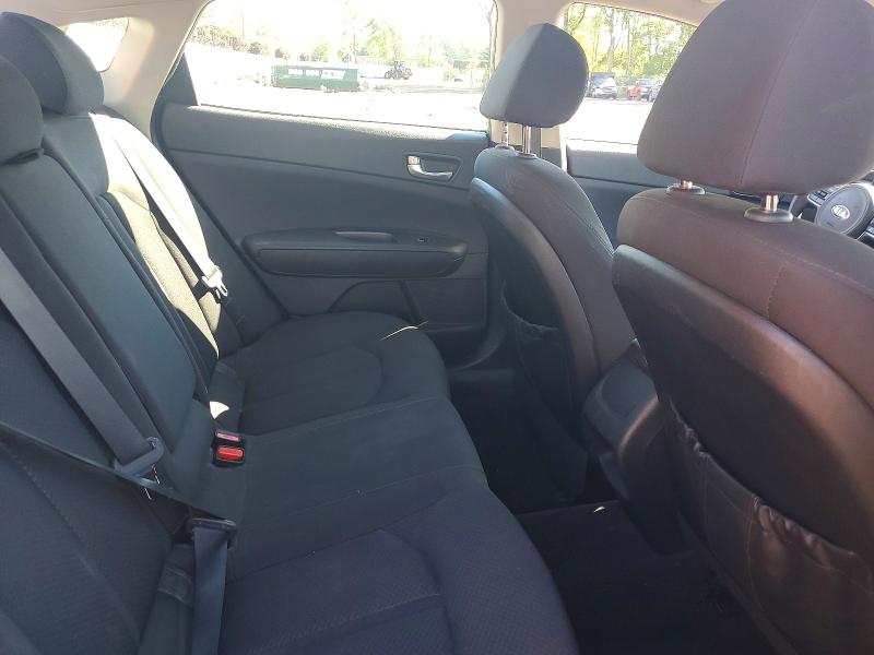 67999226 :رقم المزاد ، 5XXGT4L31HG137137 vin ، 2017 Kia Optima مزاد بيع