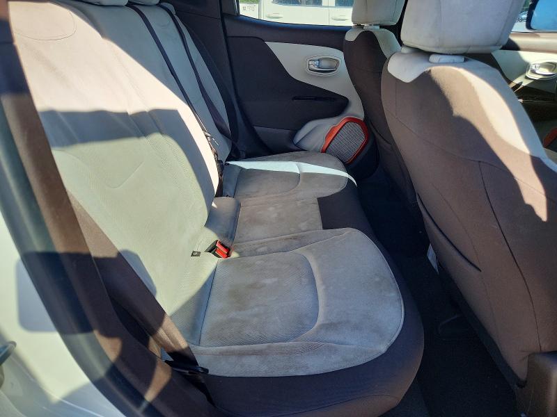 68280746 :رقم المزاد ، ZACCJABT6FPC05316 vin ، 2015 Jeep Renegade مزاد بيع