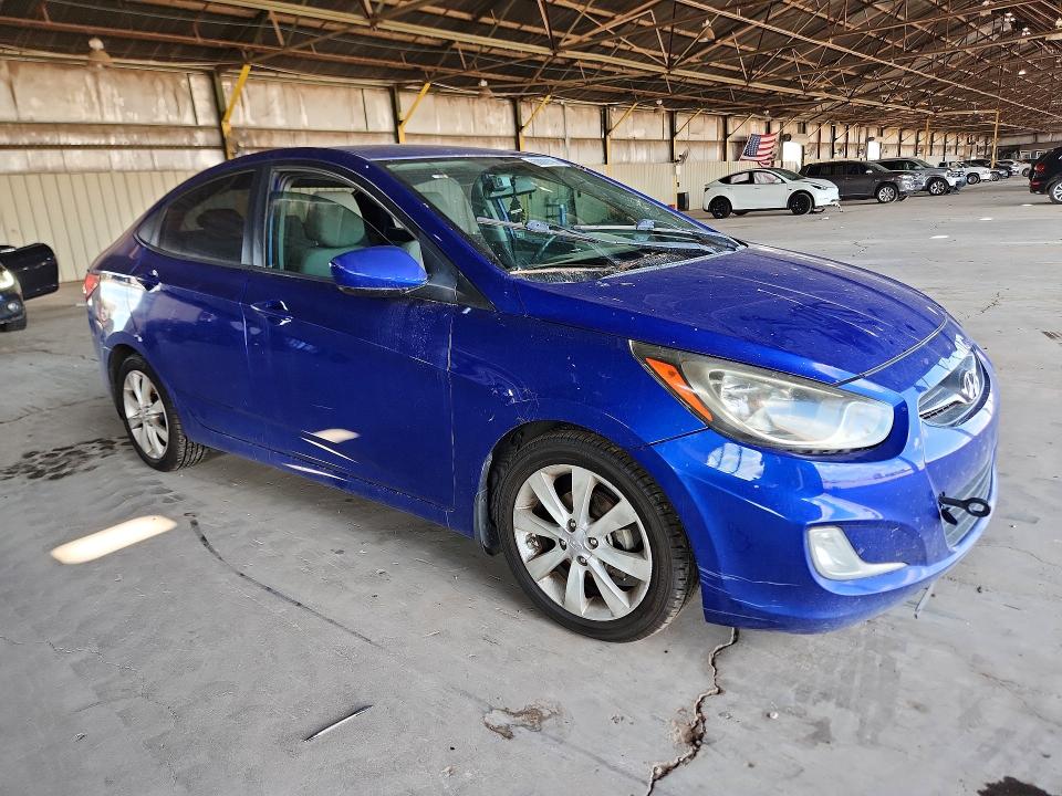 68889196 :رقم المزاد ، KMHCU4AE7DU377549 vin ، 2013 Hyundai Accent مزاد بيع