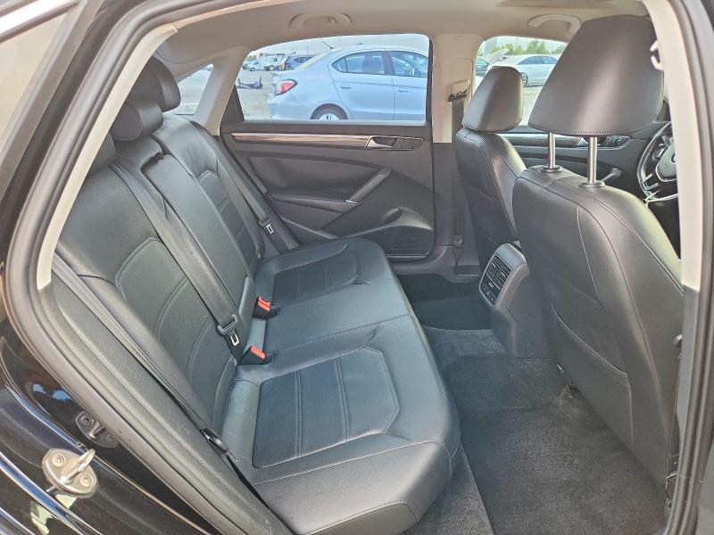 Продаж на аукціоні авто 2016 Volkswagen Passat, vin: 1VWBT7A33GC002171, номер лоту: 70292806