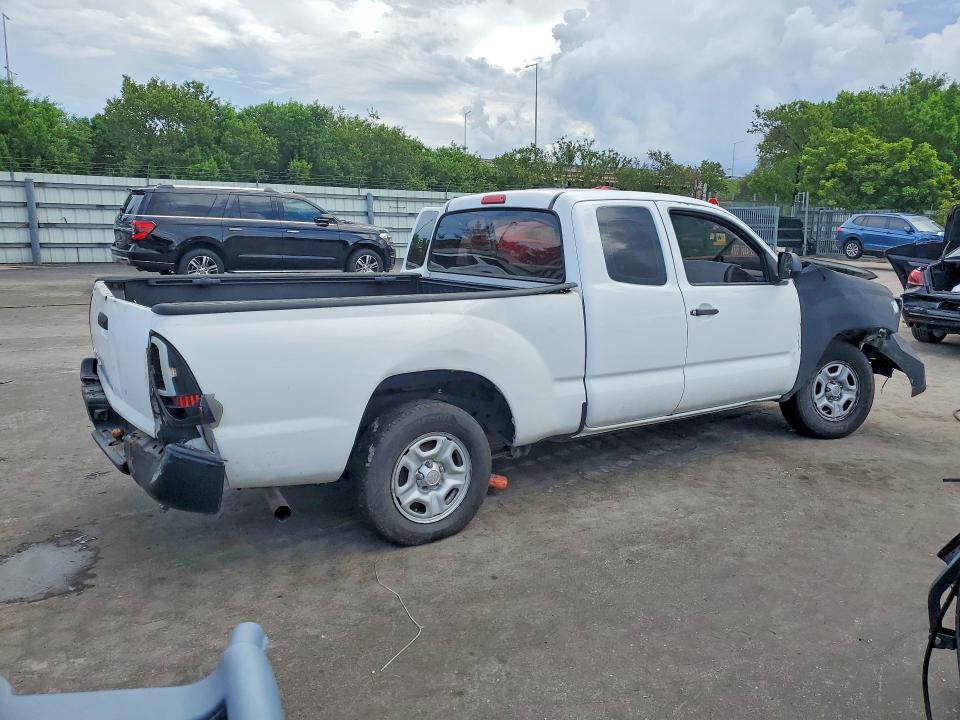 68207346 :رقم المزاد ، 5TFTX4CN5FX060248 vin ، 2015 Toyota Tacoma مزاد بيع