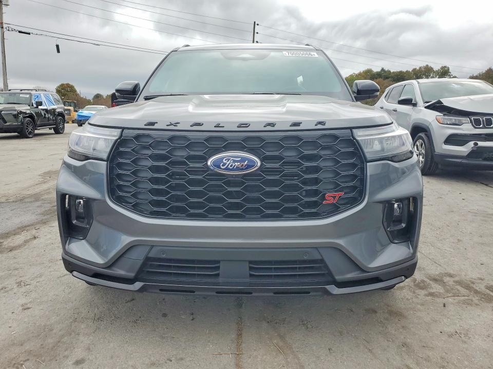 Продажа на аукционе авто 2025 Ford Explorer, vin: 1FMWK8GC8SGB56778, номер лота: 70005066