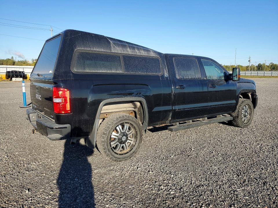 69098676 :رقم المزاد ، 3GTU2MEC5JG427936 vin ، 2018 Gmc Sierra مزاد بيع