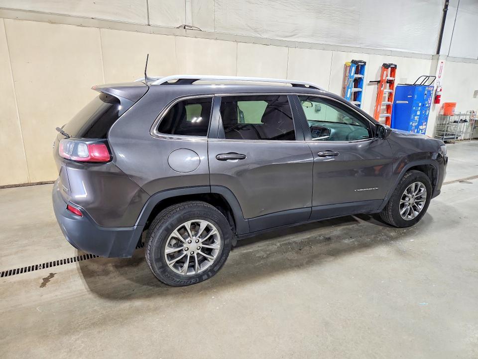 70455586 :رقم المزاد ، 1C4PJMLB8KD194708 vin ، 2019 Jeep Cherokee مزاد بيع