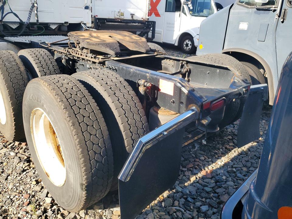 2019 Volvo Vn მანქანა იყიდება აუქციონზე, vin: 4V4NC9EH7KN213926, აუქციონის ნომერი: 68191326