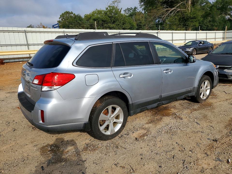 2013 Subaru Outback მანქანა იყიდება აუქციონზე, vin: 4S4BRCJC7D3262770, აუქციონის ნომერი: 68883336