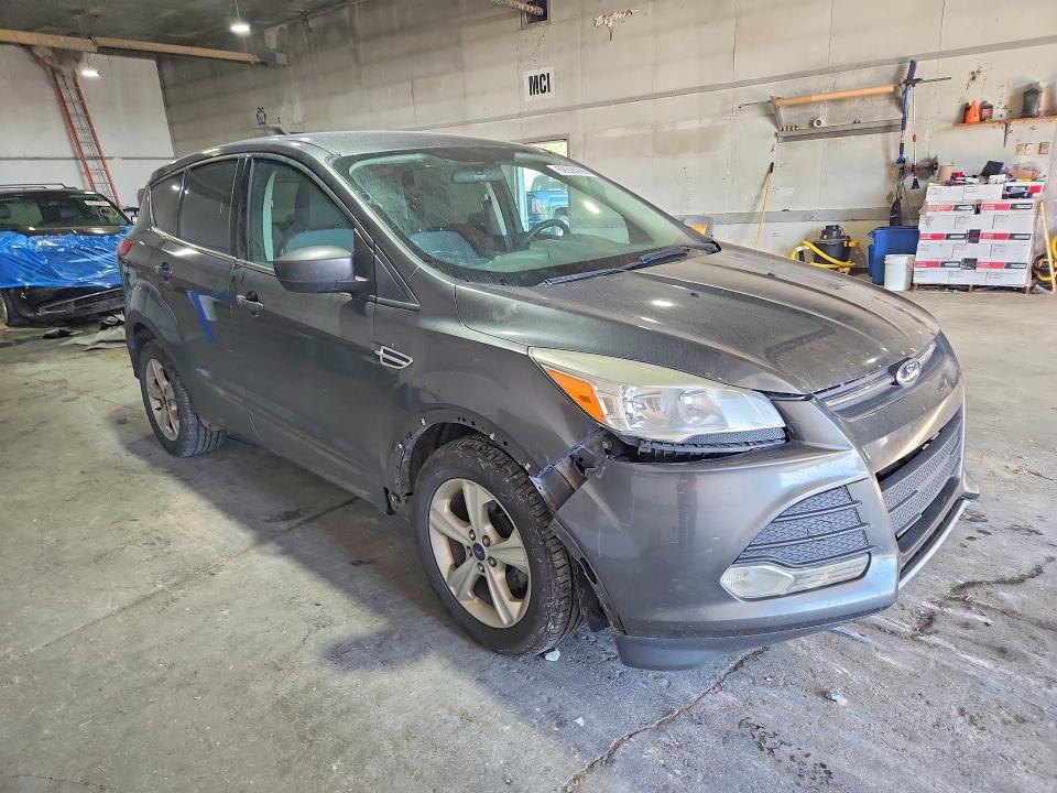 2015 Ford Escape მანქანა იყიდება აუქციონზე, vin: 1FMCU0GX1FUA69796, აუქციონის ნომერი: 69928996