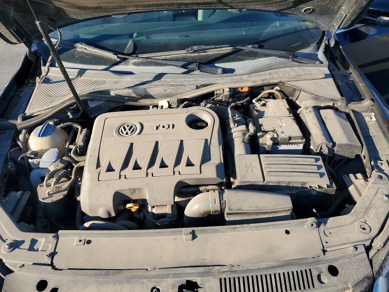 2014 Volkswagen Passat მანქანა იყიდება აუქციონზე, vin: 1VWBN7A34EC058725, აუქციონის ნომერი: 70030046