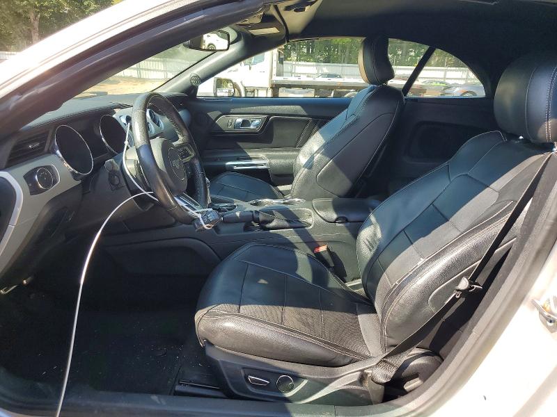 69212326 :رقم المزاد ، 1FATP8UH3F5382999 vin ، 2015 Ford Mustang مزاد بيع