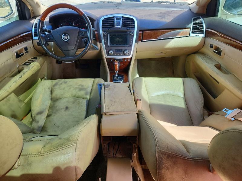 69111326 :رقم المزاد ، 1GYEE637870146007 vin ، 2007 Cadillac Srx مزاد بيع