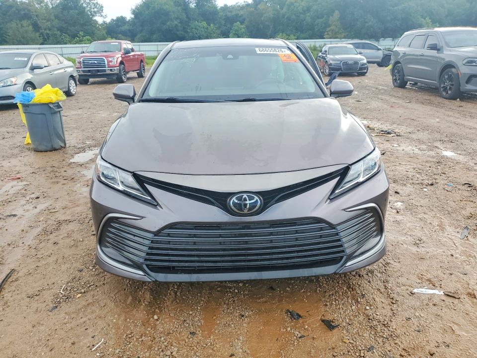 Aukcja sprzedaży 2022 Toyota Camry, vin: 4T1C11AKXNU657139, numer aukcji: 68655826