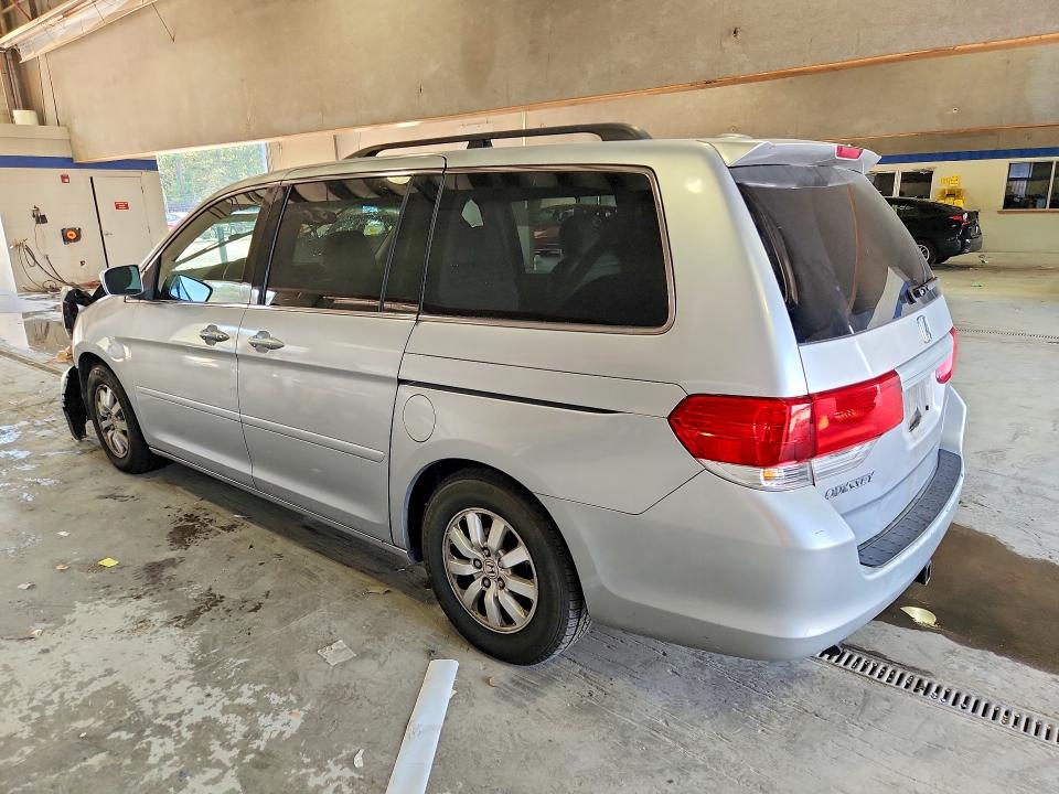 69582386 :رقم المزاد ، 5FNRL3H7XAB009714 vin ، 2010 Honda Odyssey مزاد بيع