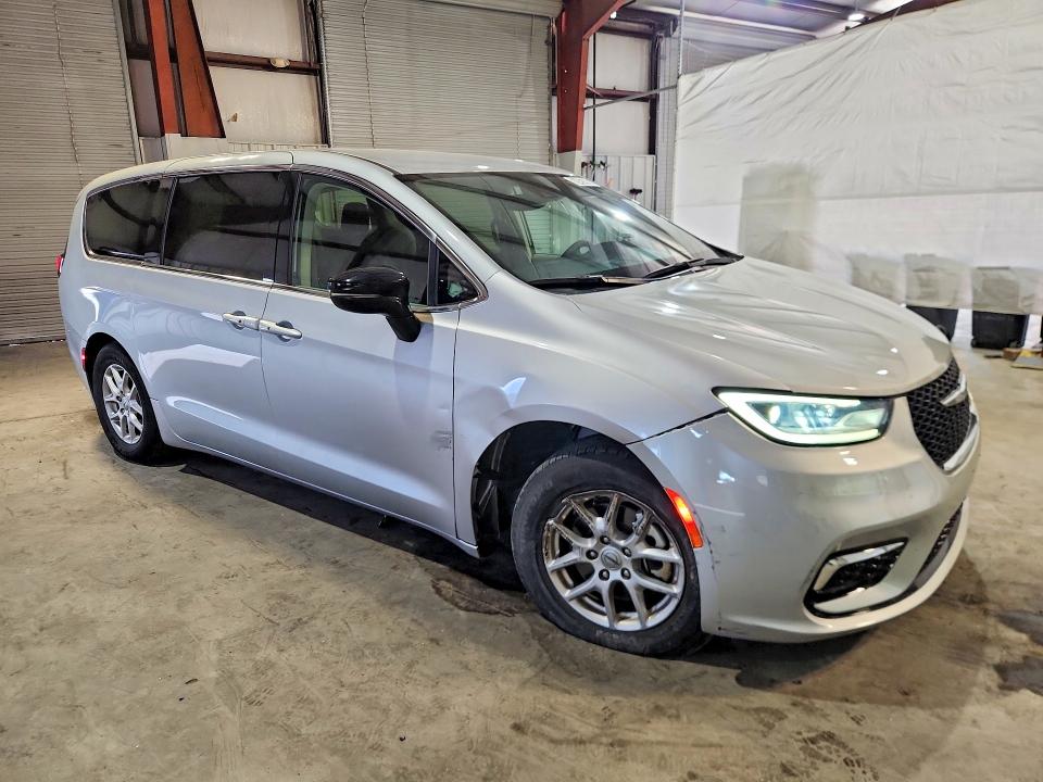 Продажа на аукционе авто 2024 Chrysler Pacifica, vin: 2C4RC1BG6RR125506, номер лота: 69497966
