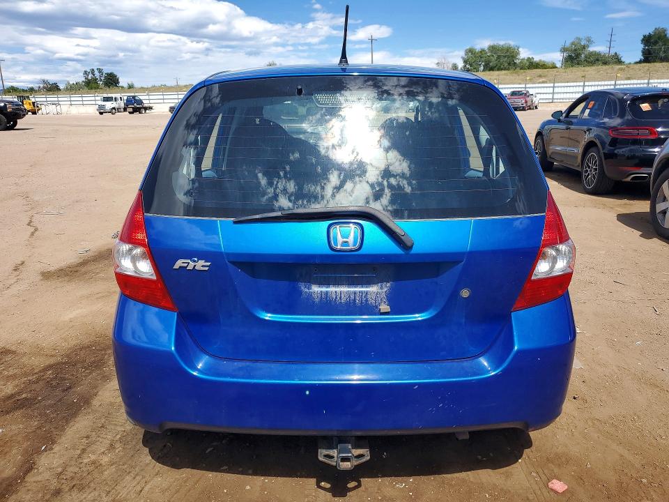 68933626 :رقم المزاد ، JHMGD38488S021009 vin ، 2008 Honda Fit مزاد بيع