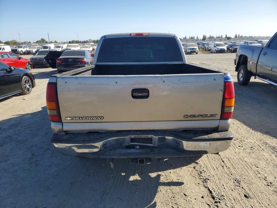 69031426 :رقم المزاد ، 2GCEC19V521283293 vin ، 2002 Chevrolet Silverado مزاد بيع