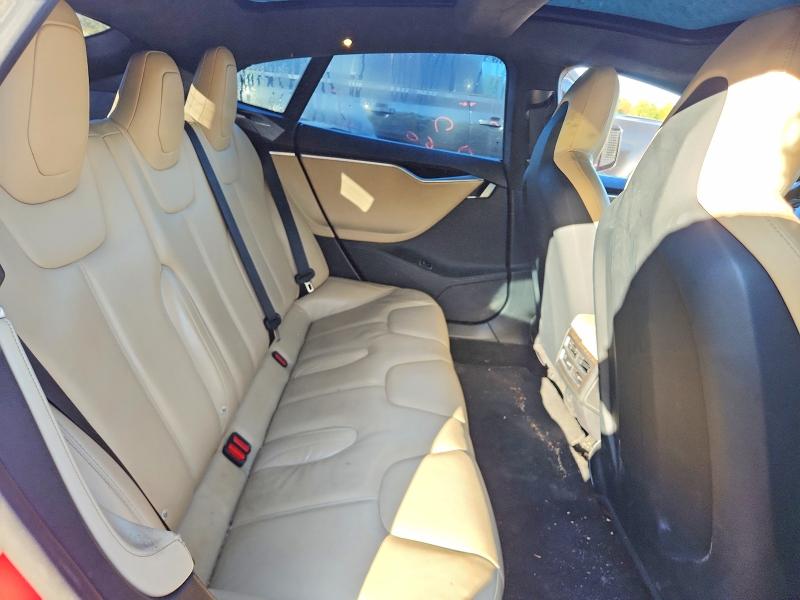 Продажа на аукционе авто 2015 Tesla Model S, vin: 5YJSA1H23FF080454, номер лота: 68165066