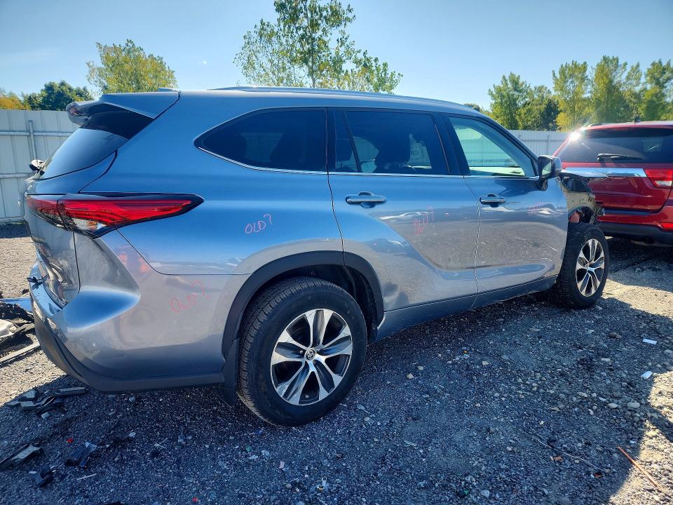 Продаж на аукціоні авто 2020 Toyota Highlander, vin: 5TDGZRBHXLS033357, номер лоту: 67699496