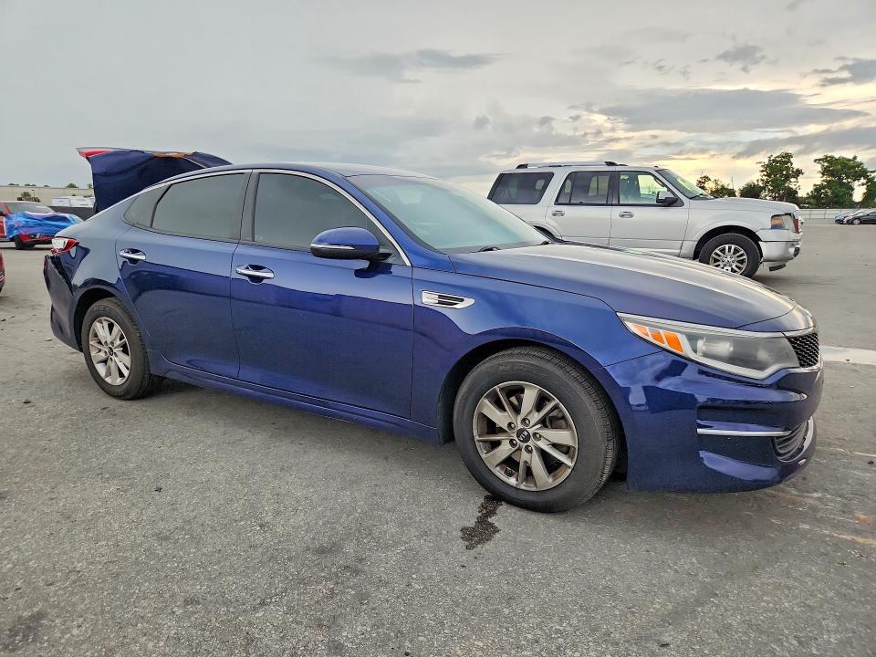 2018 Kia Optima მანქანა იყიდება აუქციონზე, vin: 5XXGT4L39JG229814, აუქციონის ნომერი: 69108806